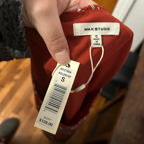 NWT MAX STUDIO FLORAL SHIFT DRESS - Picture 2 of 3